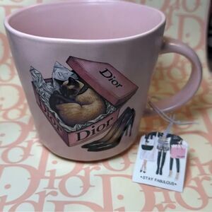 AMANDA GREENWOOD ART DIOR CAT DESIGN MUG